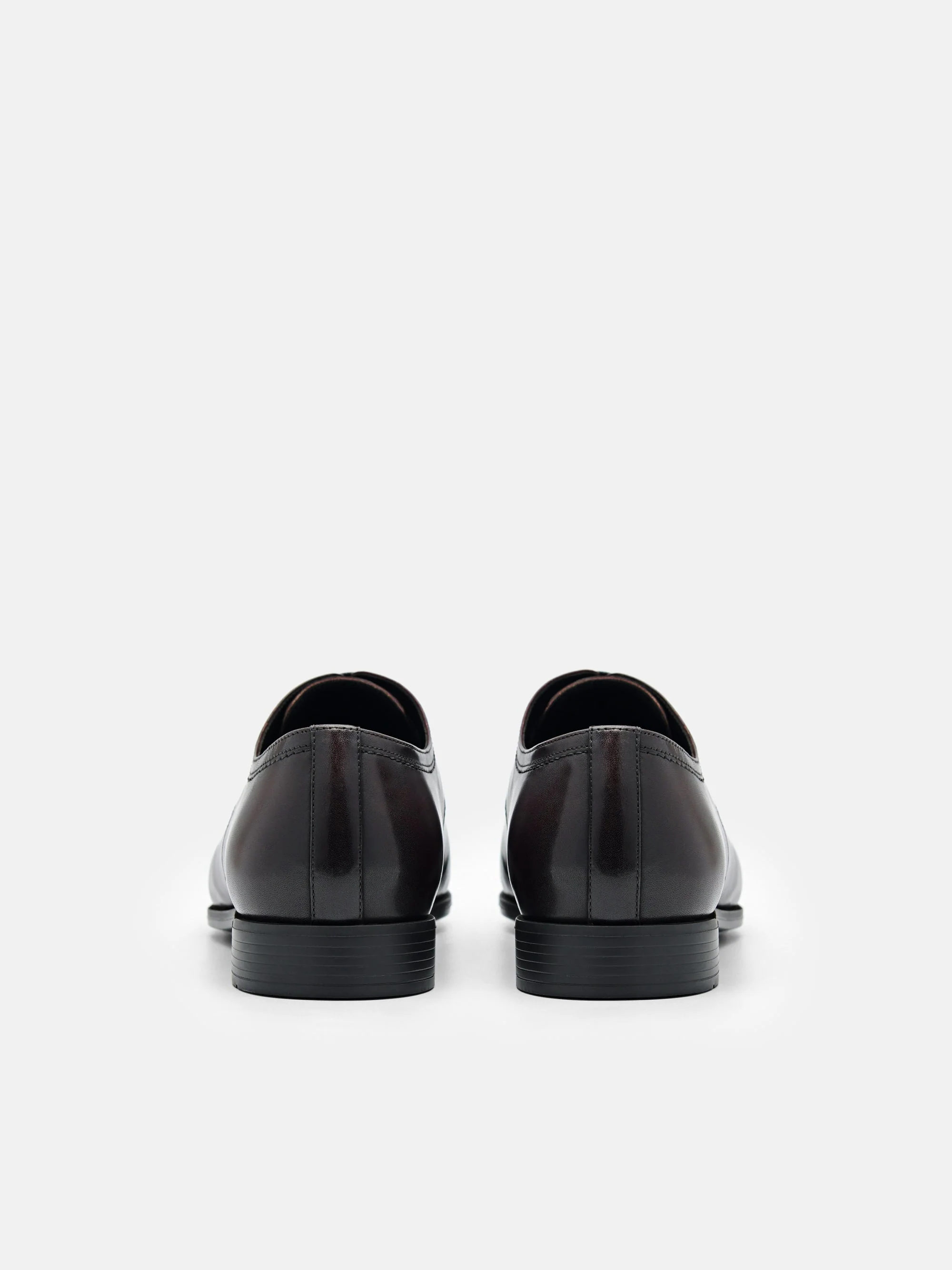 Altitude Lightweight Leather Derby Shoes - Image 3