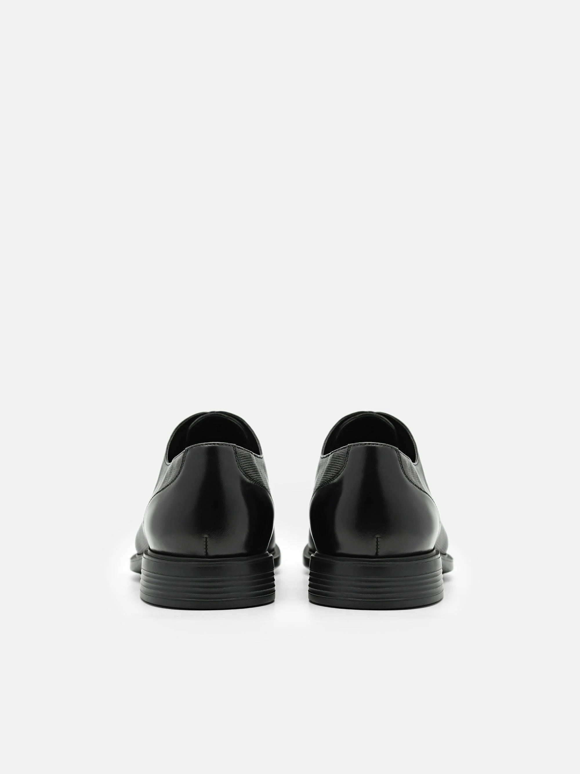 Altitude Lightweight Leather Oxford Shoes - Image 8