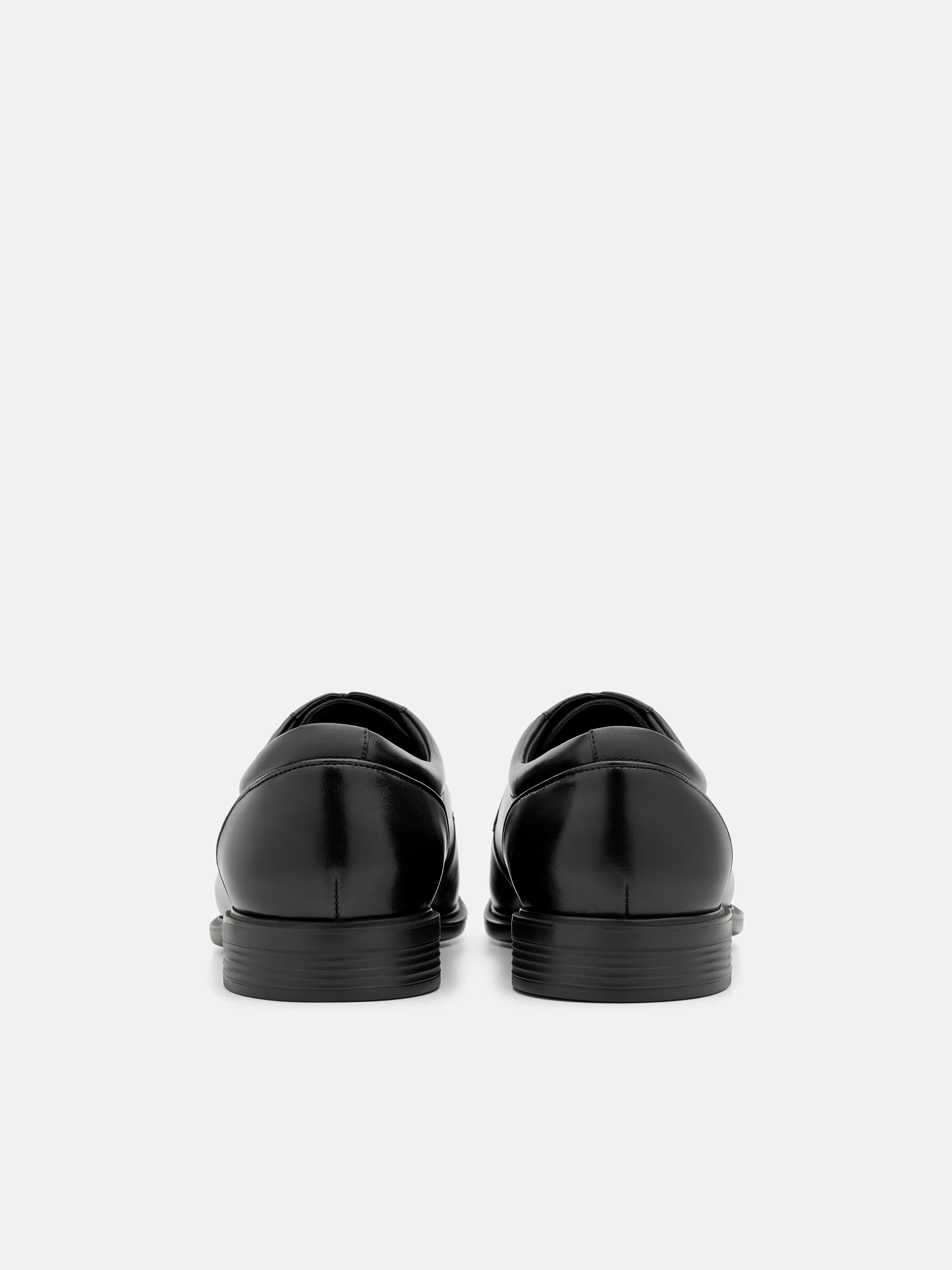 Altitude Lightweight Leather Derby Shoes - Image 9