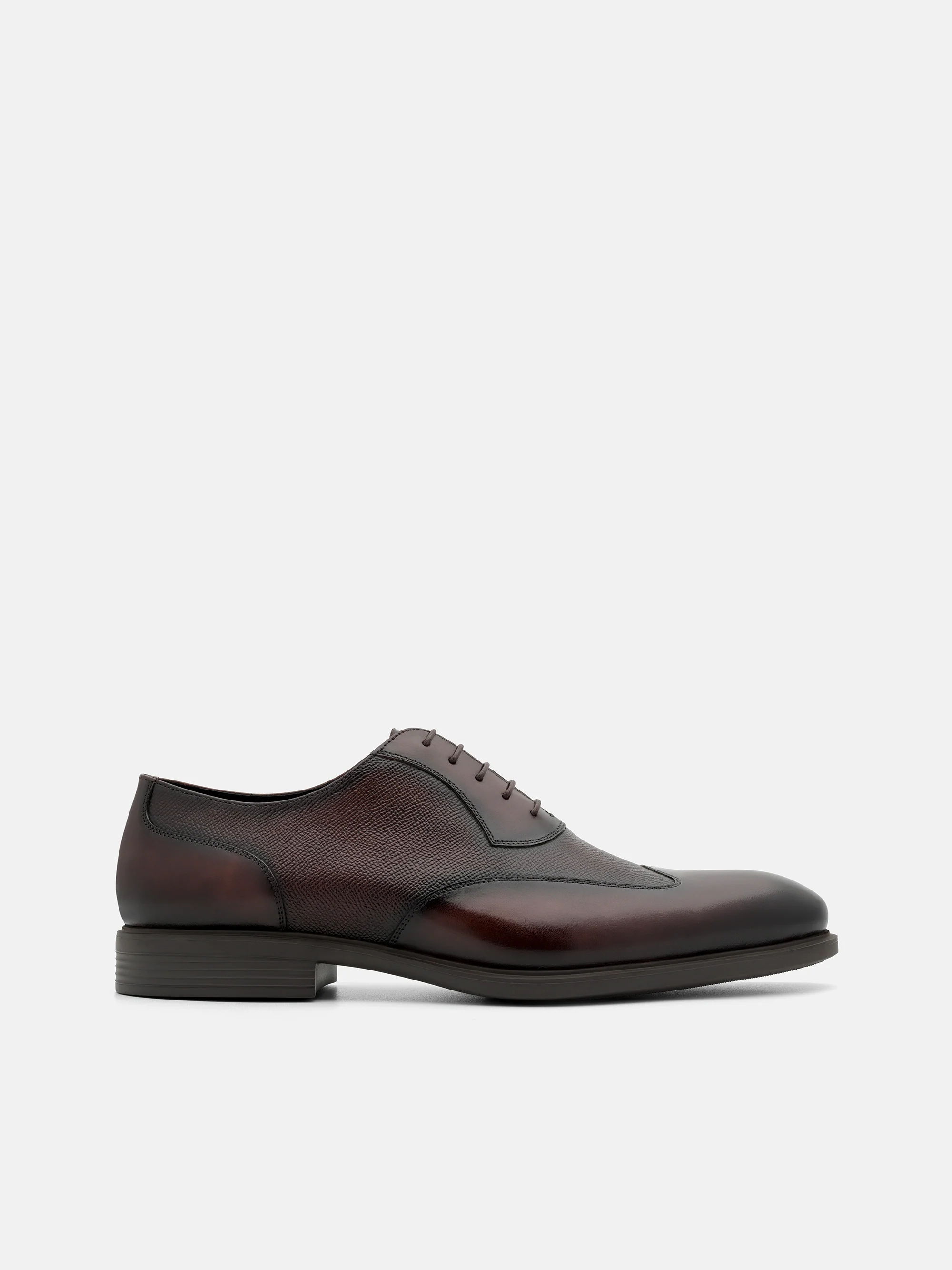 Altitude Lightweight Leather Oxford Shoes