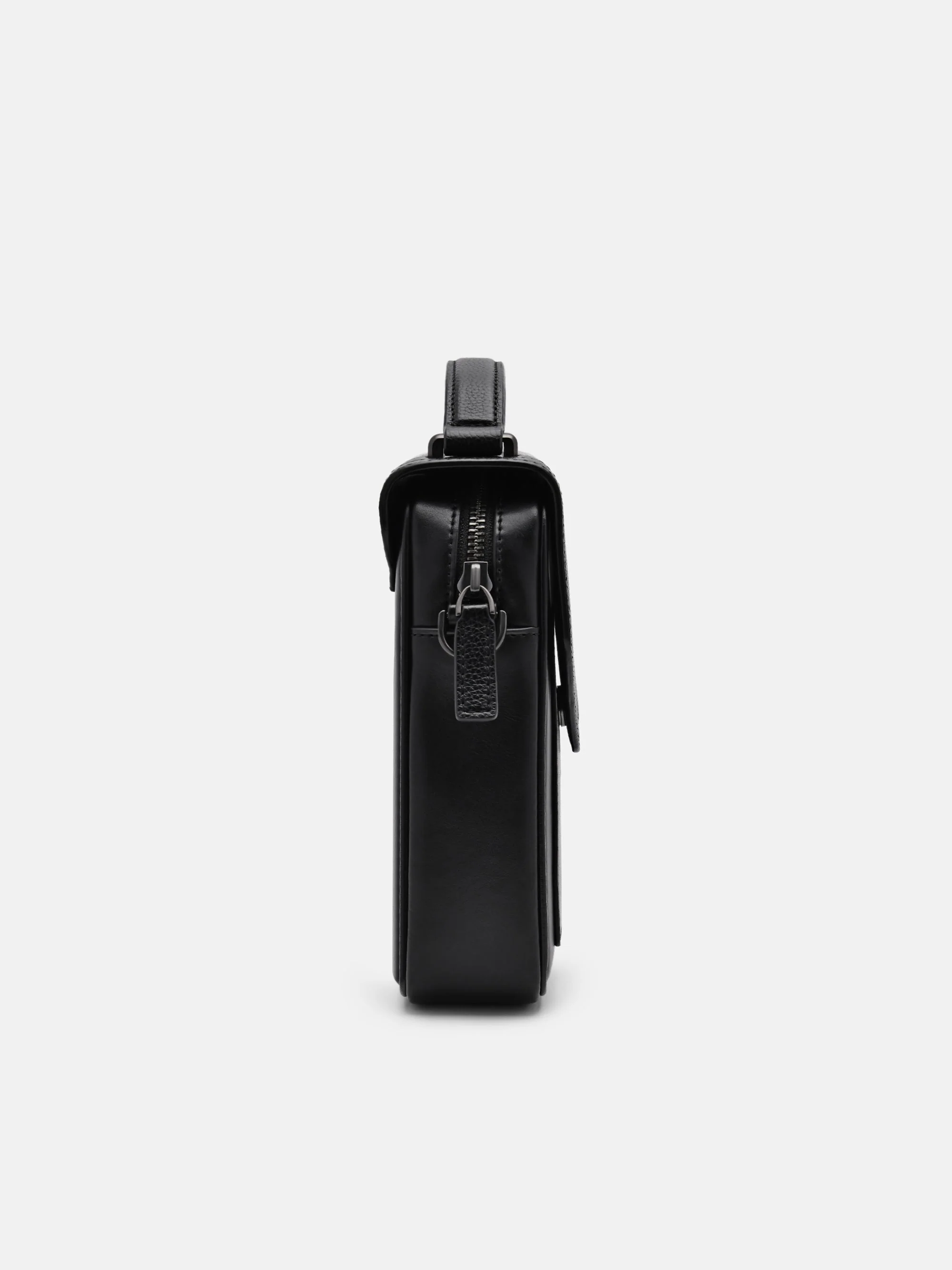 Taper Tall Sling Bag - Image 4