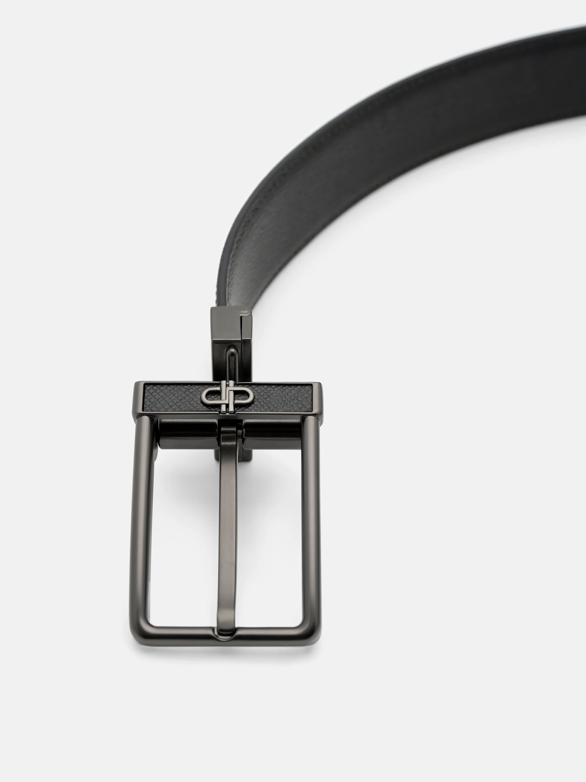 Leather Reversible Pin Belt - Image 3