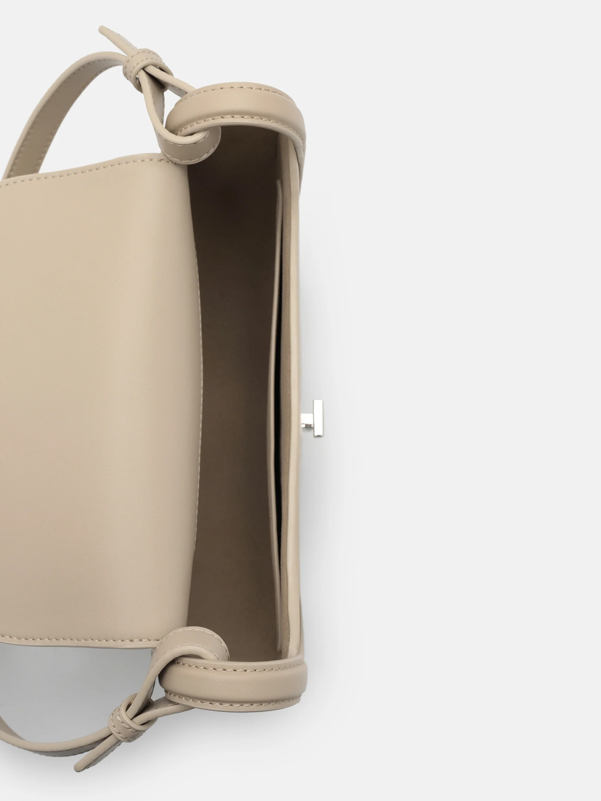 Hitch Leather Shoulder Bag - Image 6