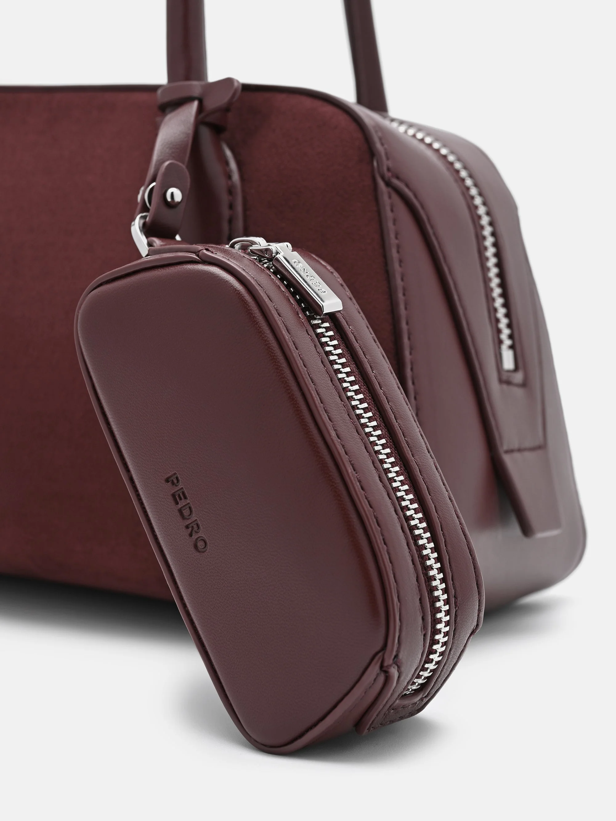 Serif Shoulder Bag - Image 4